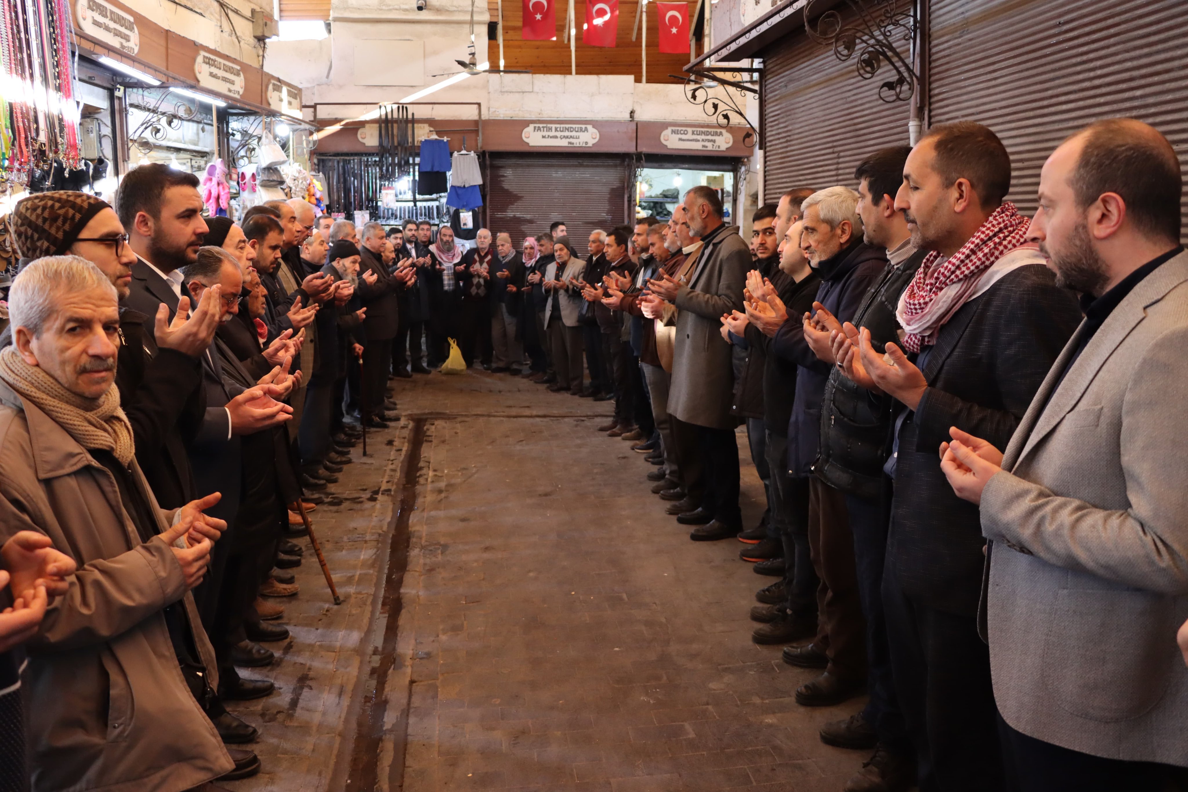 Sipahi Pazarı ve Mezat Duası