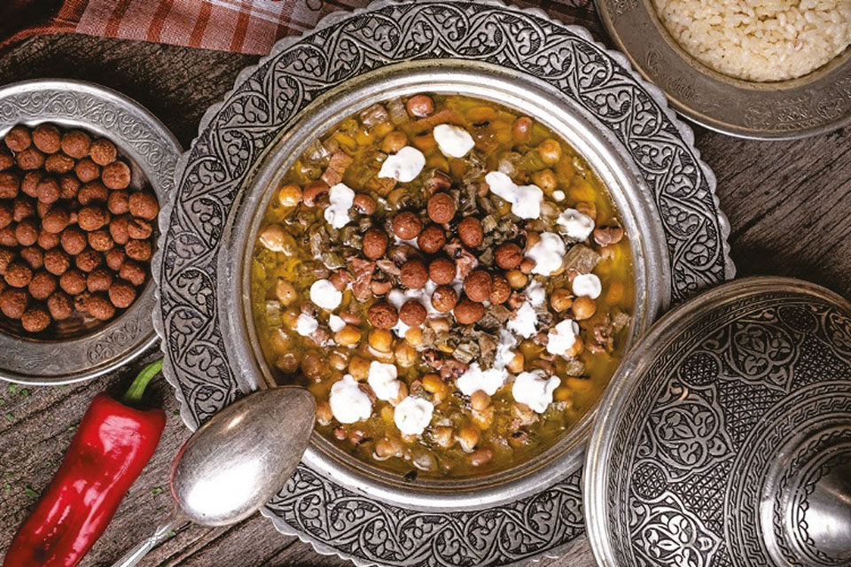 On İki Havari Kilisesi